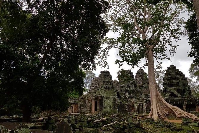 Angkor Wat Small Circuit Tour - Angkor Thom Stop: South Gate Entry and a City-Scale Feel