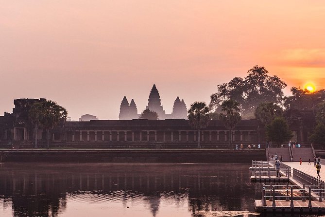 Angkor Wat Small-Group Sunrise Tour from Siem Reap - Dress Code and Packing Checklist That Actually Helps