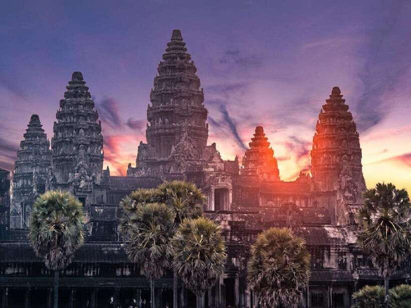 Angkor Wat Small Tour Sunrise With Private Tuk Tuk - Sunrise at Angkor Wat With a Private Tuk Tuk Plan