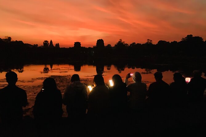 Angkor Wat Sunrise and Angkor Thom Sunset Tour - Sunrise to sunset with a real mid-day reset