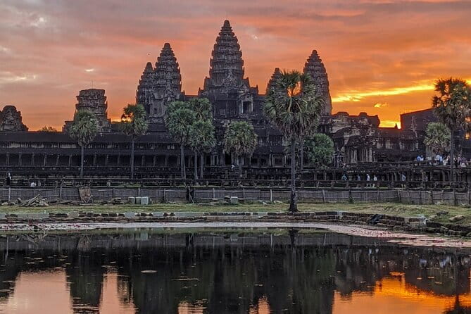 Angkor Wat Sunrise by Tuk Tuk – Personalized Private Tour - Quick hits before you go