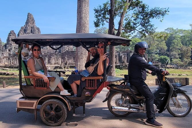 Angkor Wat Sunrise by Tuk Tuk – Personalized Private Tour - Angkor Wat sunrise: the big moment, handled with a guide in the driver’s seat