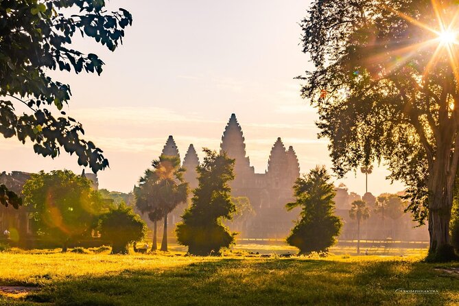 Angkor Wat Sunrise Guided Join-In Tour/Private Tour - Angkor Thom: Bayon, Terrace of the Elephants, and Terrace of the Leper King