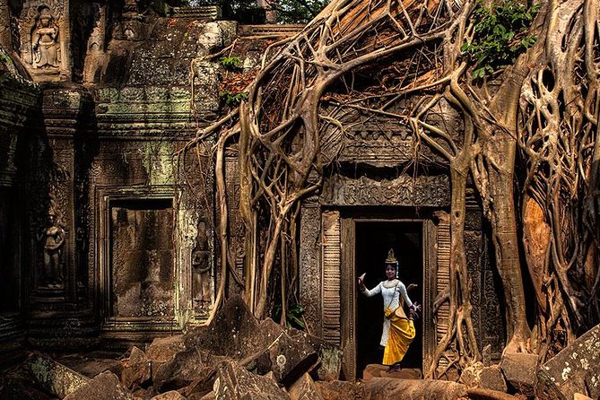 Angkor Wat: Sunrise or Sunset Tours with Tuk Tuk - Angkor Thom South Gate: a quick hit with big scale