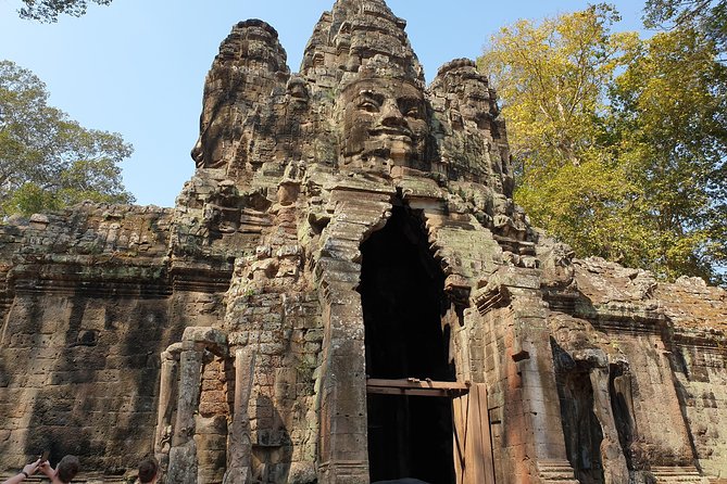 Angkor Wat Sunrise Private Full Day Tour - Angkor Thom Highlights: Victory Gate, Sacred Platforms, and the “Leper King” Terrace