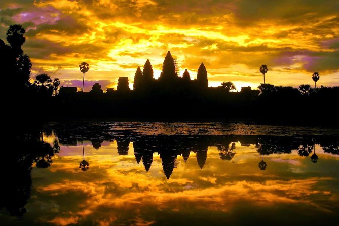 Angkor Wat Sunrise Private Tour by Tuk Tuk - Angkor Wat Sunrise: What You Do in Those First Hours