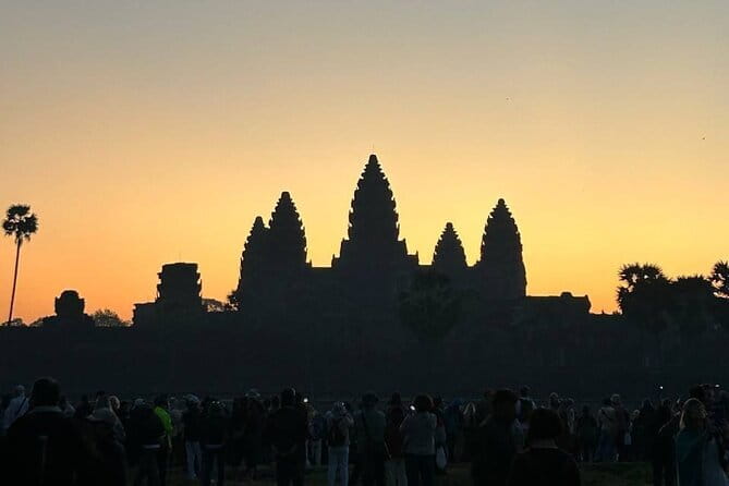 Angkor Wat Sunrise Small-Group 1-Day Tour from Siem Reap - Why This 5:00 AM Sunrise Tour Starts Before Your Coffee