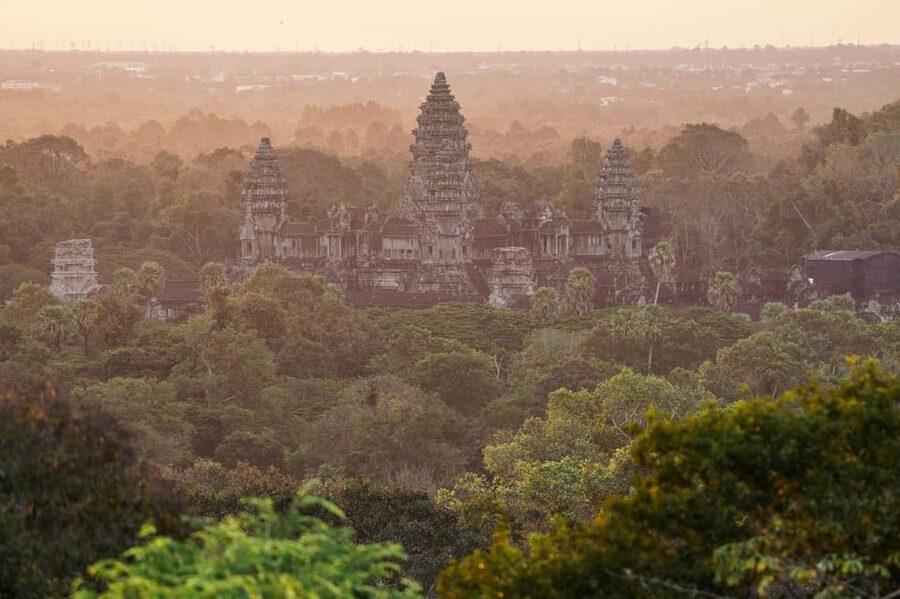 Angkor Wat Sunrise Tour Half-Day (Join-In-Tour) - How the tour runs with pickup, AC transport, and a small group
