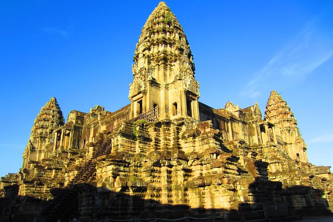 Angkor Wat Temples Tour with Entrance Ticket and Lunch - Lunch at a Local Restaurant: A Real Break, Not Just a Token Meal