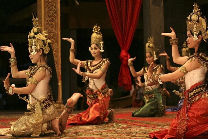 Apsara Dance Performance Including Buffet Dinner and Hotel Pickup - A 6pm Apsara dinner plan that stays simple in Siem Reap