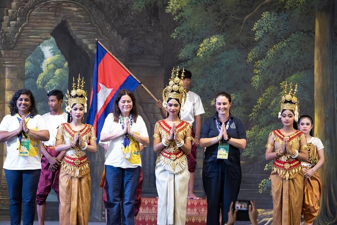 Apsara Dance Show with Buffet Dinner and Transportation Included - Buffet dinner in Siem Reap: Khmer dishes with real choice