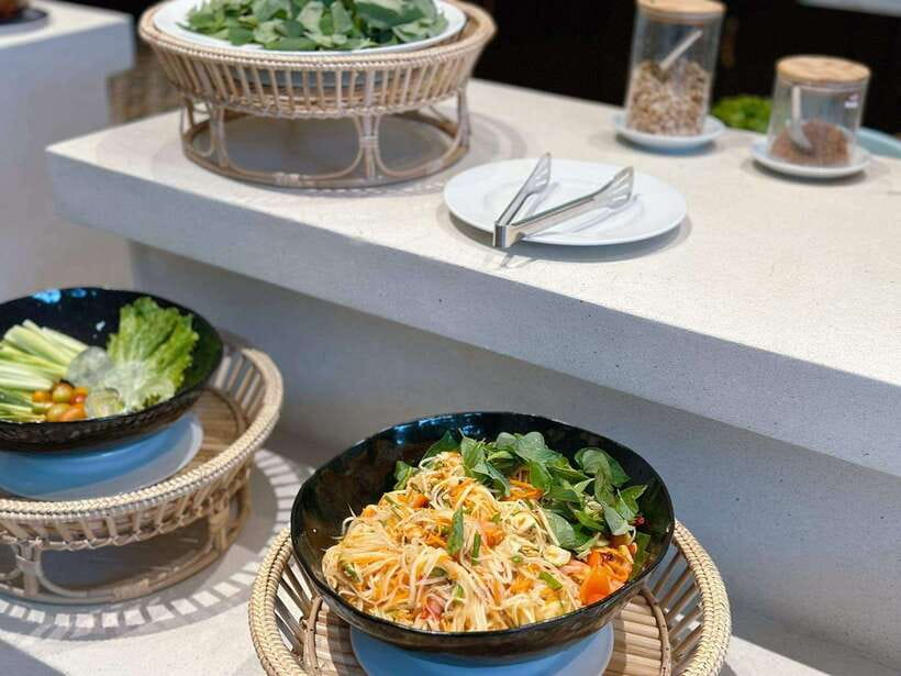 Apsara Performance Including Buffet Dinner & Hotel Pick up - Your first look at the venue: comfort, crowding, and what to expect