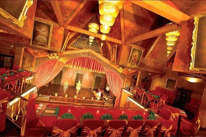 Apsara Theatre Performance include Dinner & Hotel Pickup - The Hotel Pickup in a Shared Tuk-tuk or Car That Actually Helps