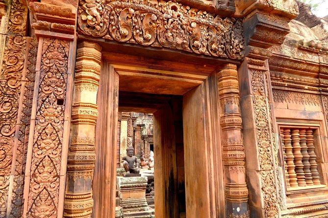 Banteay Srei and Big Tour from Siem Reap Small-Group - Banteay Srei and why this pink temple works as your first stop