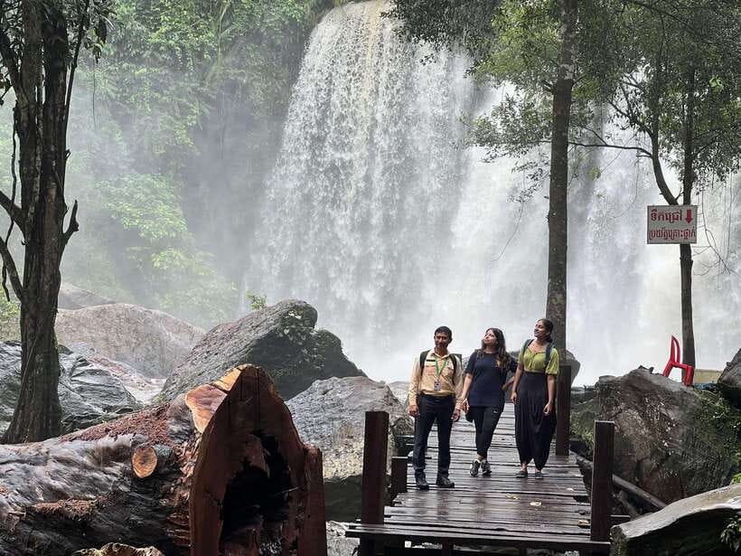 Banteay Srei, Beng Mealea and Kulen Mountain with Picnic - Kulen Mountain: Amazing Cliff, reclining Buddha, and 1,000 Lingas