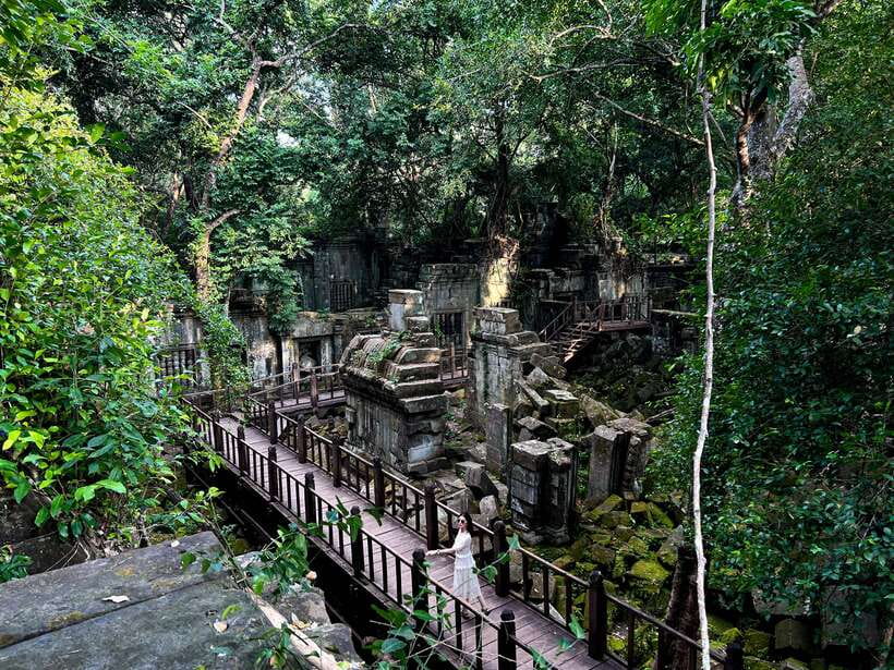 Banteay Srei, Beng Mealea and Kulen Mountain with Picnic - Beng Mealea: the rainforest temple that feels more mysterious