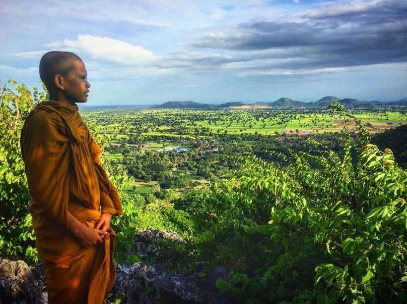 Battambang: Bamboo Train, Bat Cave, Killing Cave by Tuk Tuk - A note on comfort: shoes, sun, and mobility limits