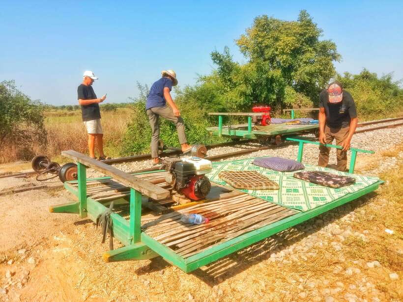 Battambang: Bamboo Train, Bat Cave, Killing Cave by Tuk Tuk - Bamboo Train at Ou Srauo Laou: the ride, the mechanism, and the fun