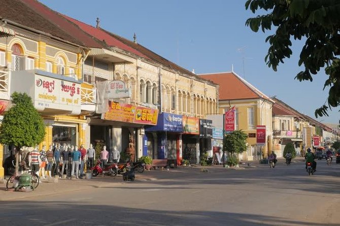 Battambang Day Trip from Siem Reap-Bamboo Train, Bats Cave - Battambang town walk: market life, rice paper, and colonial corners