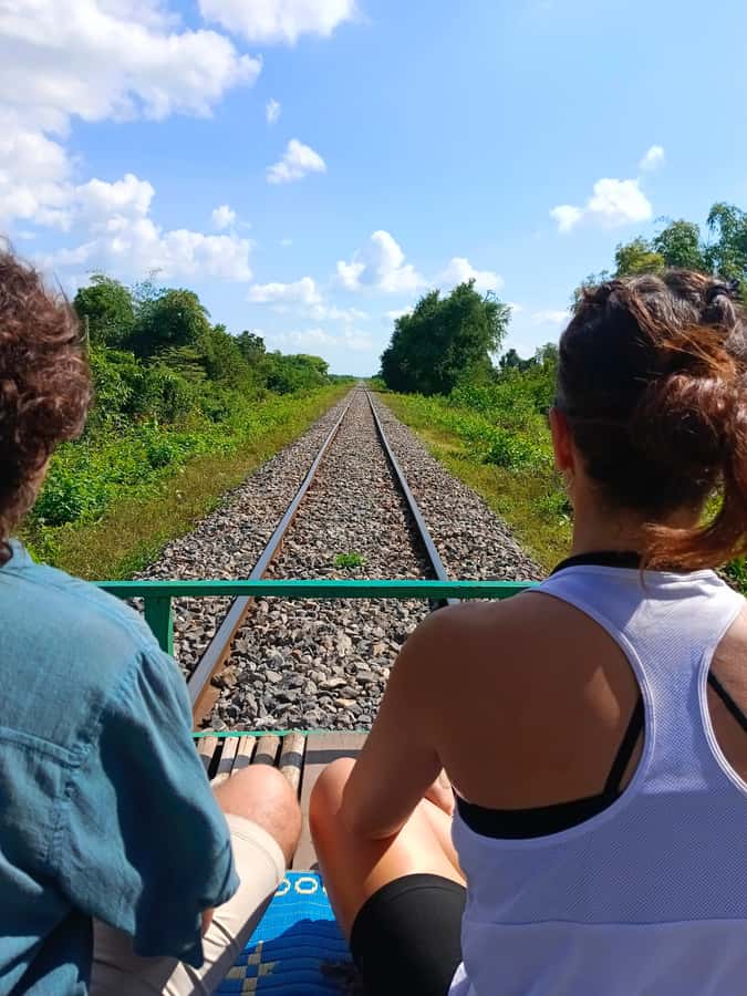 Battambang family tuktuk tour BambooTrain/Wat Banan/Bat cave - Local fruit and vegetables tasting, a simple way to slow down