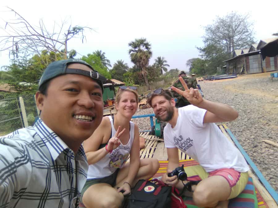 Battambang family tuktuk tour BambooTrain/Wat Banan/Bat cave - Your morning start at 9:00 AM, plus a smooth hotel pickup