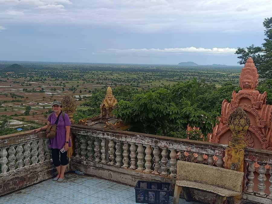 Battambang Full Day Tour from Siem Reap - Battambang by day, not by checklist