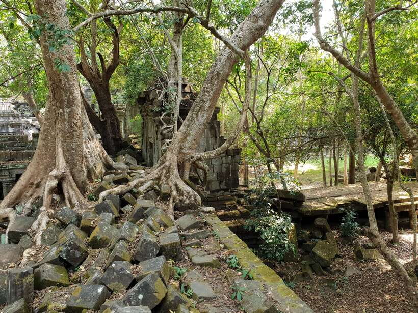 Beng Mealea, Koh Ker & Floating village Day Tour - Midday timing and the road: why the full-day schedule works