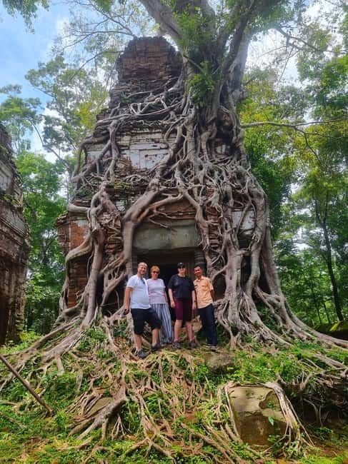 Beng Mealea, Koh Ker & Floating village Day Tour - Kompong Khleang floating village: Tonle Sap life shaped by the water level