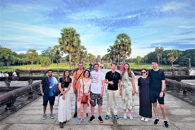 Best Temples Day Tour in Siem Reap with Sunset - Srah Srang lunch break and a needed reset