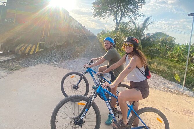 Bike to the backroads of Kampot - Four Hours of Rice Paddies, Rice Life, and Farmer Conversations
