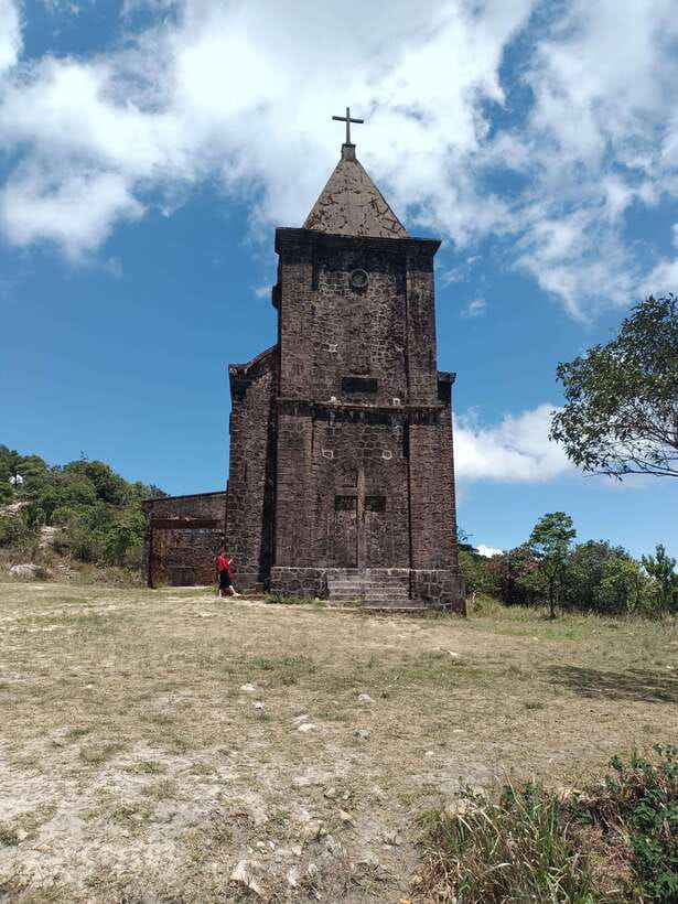 Bokor mountain, Pepper plantation and Man-made lake - Brateak Krola Lake: a massive man-made reservoir with a hard past