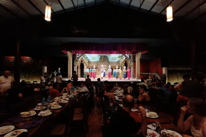 Buffet dinner with Apsara Show (Free 2 ways hotel transfer) - Where you go: Amazon Restaurant (and the venue name mismatch)