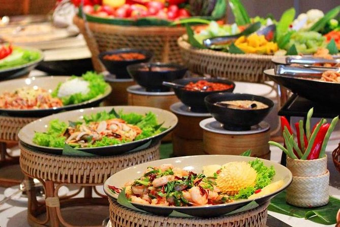Buffet dinner with Apsara Show (Free 2 ways hotel transfer) - Drinks and hydration: what is included and what costs extra