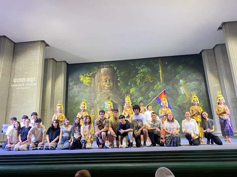 Cambodia: Absolute Traditional Dance Show with Buffet Dinner - Apsara Dance and Cambodian Buffet, One Ticket