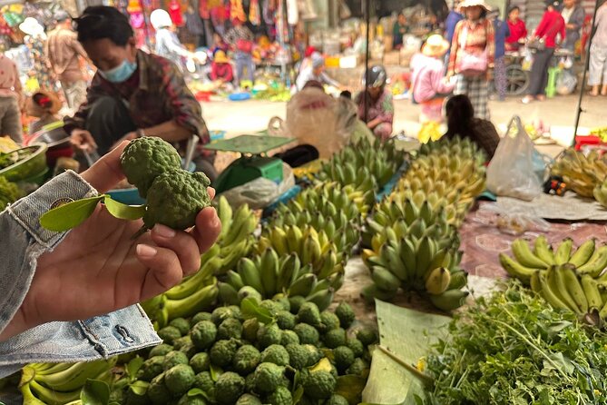 Cambodia Food Tour - Stop 3: Lot cha at the legendary fried noodle stop