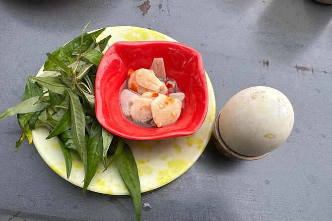 Cambodia Food Tour - Learning Khmer words on the walk, not in a classroom