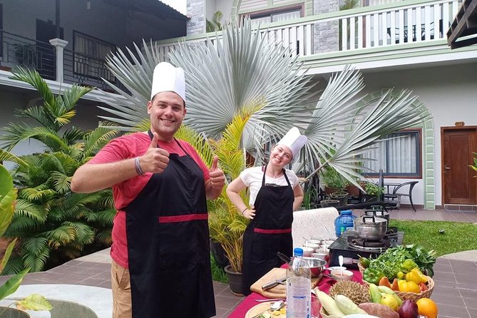 Cooking Class By Reveal Angkor Hotel Siem Reap - Stop 1 at Psar Chaa Old Market: learn ingredients before you cook