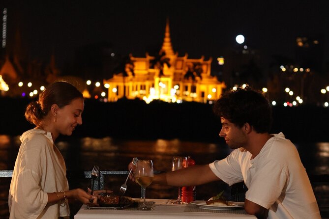 Dinner 4-course Mekong River cruise with Kanika Boat - Price and what you really get for $26.93