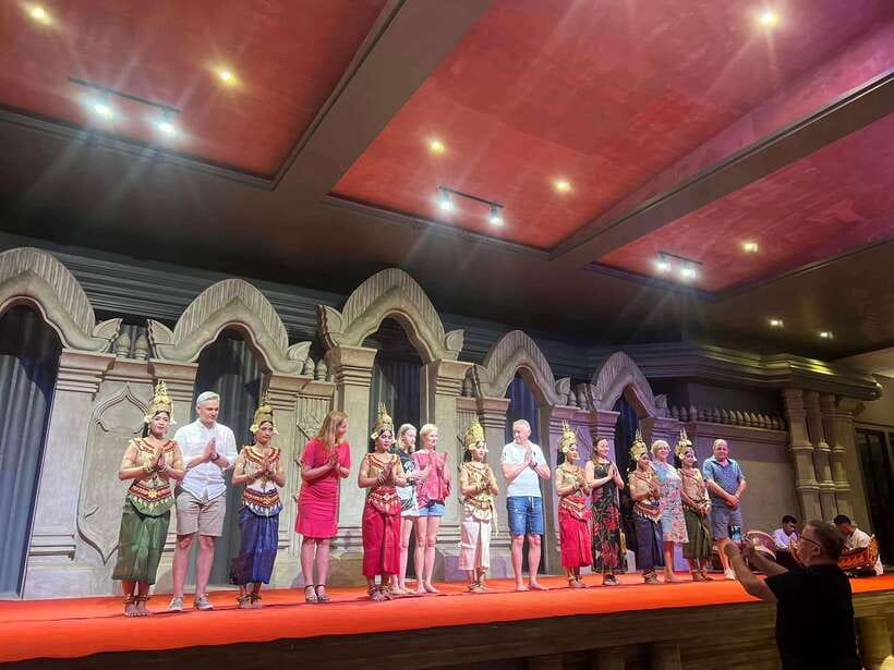 Dinner Show Apsara Dance, Pickup round trip included - Price and Value for a $16 Dinner Show Package