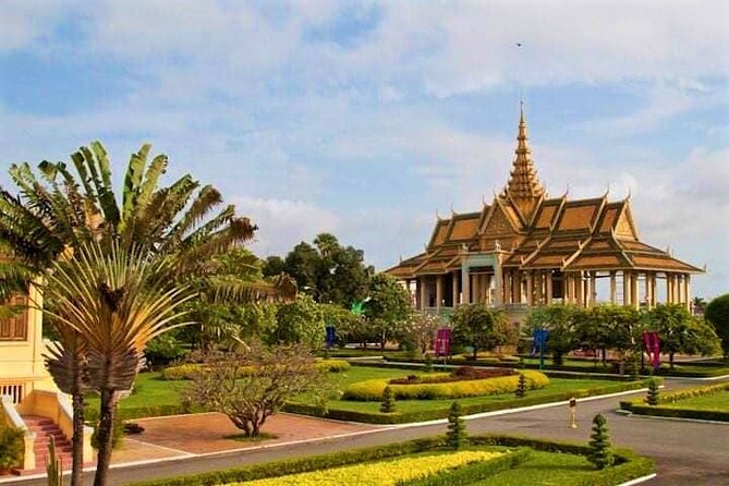 Discover Cambodia 8 Days from Siem Reap to Koh Trong -Phnom Penh - Leaving with your head clear: Day 8 airport transfer and free buffer time