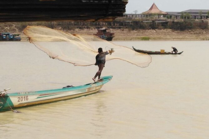 discover floating villages and tonle sap lake by boat - Timing and water-level reality: why your experience depends on the season