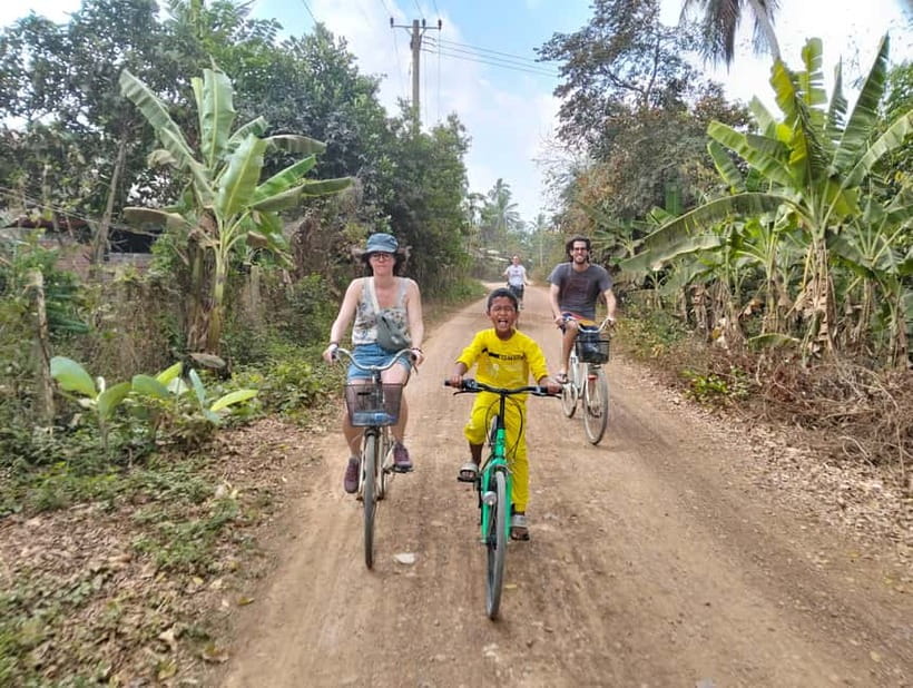 Explore the Village &Countryside By Bicycle-Half Day Morning - Timing and what to pack for a comfy 2.5-hour ride
