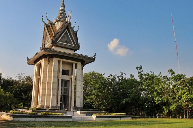 Exploring the Best of Phnom Penh: A Full Day Tour - Why a Phnom Penh Highlights Day Starts at 8:00 am