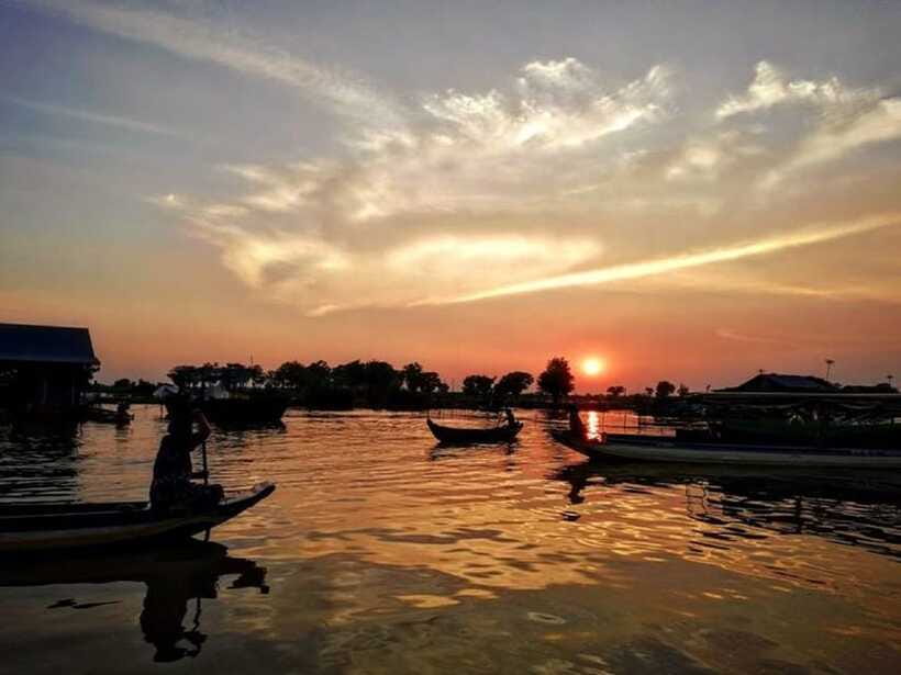 Floating Village and Tonlé Sap Sunset Tour - Comfort, Sun, and Who Should Skip It