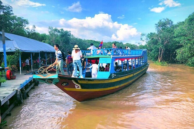 Floating Village-Mangrove Forest Private Tonle Sap Lake Boat Tour - Kampong Phluk Floating Village: Water Homes and Real Work