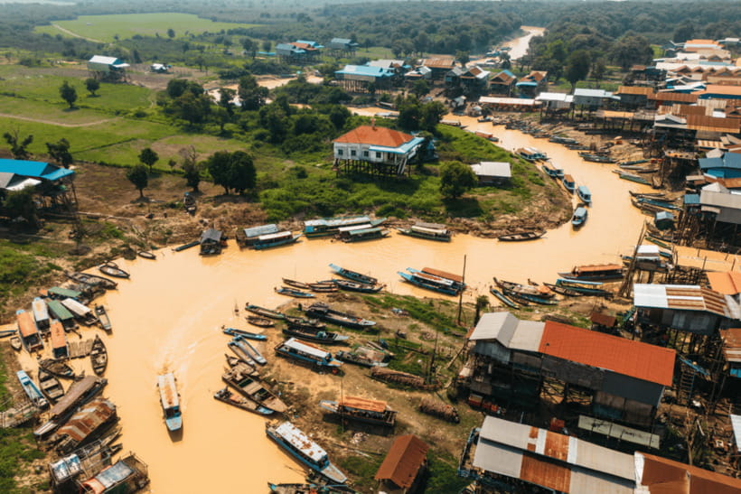 Floating Village Tour with Khmer Meal & Beer - Tonle Sap and floating villages: what you are actually there to see