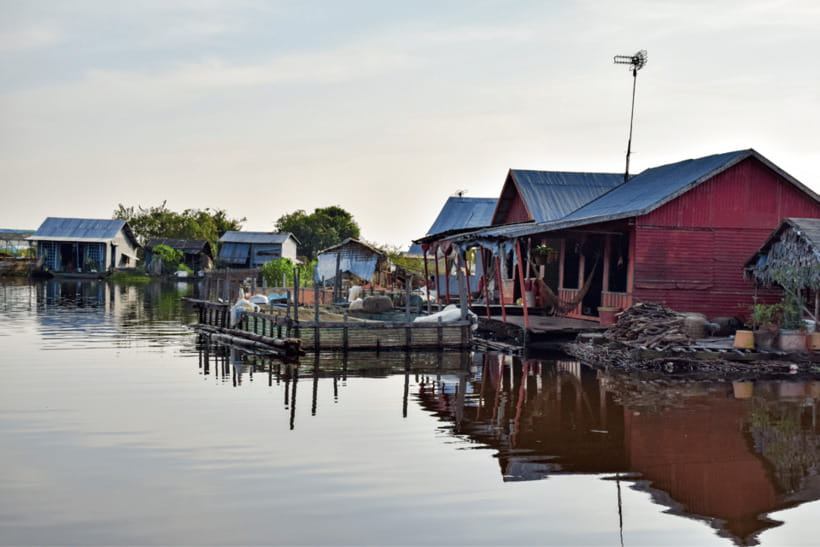Floating Village Tour with Khmer Meal & Beer - Khmer meal and Mad Monkey drinks: finishing strong
