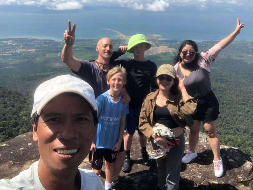 From Kampot: Bokor National Park Scenic Tour - Lok Yeay Mao Statue: The First Big Photo Moment