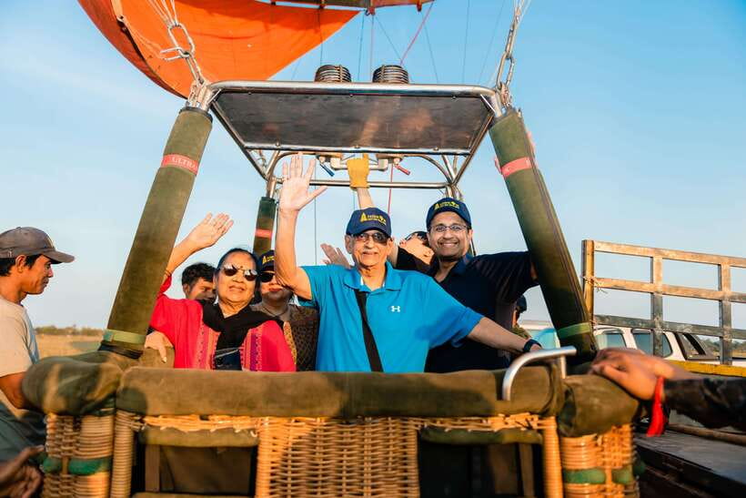 From Krong Siem Reap: Angkor Hot Air Balloon Ride w/ Pickup - Sunrise and sunset balloon flights from Siem Reap, on a tight schedule