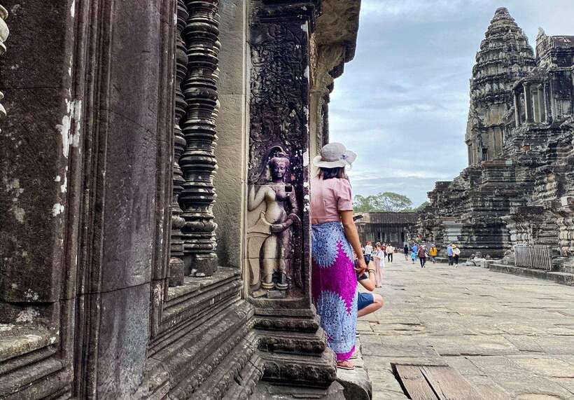 From Phnom Penh: Angkor Wat, Bayon, and Ta Prohm Day Trip - Angkor Wat: the 12th-century mega-temple you’ll never forget